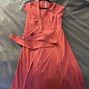 Kosan Go Travel Dress Size Small